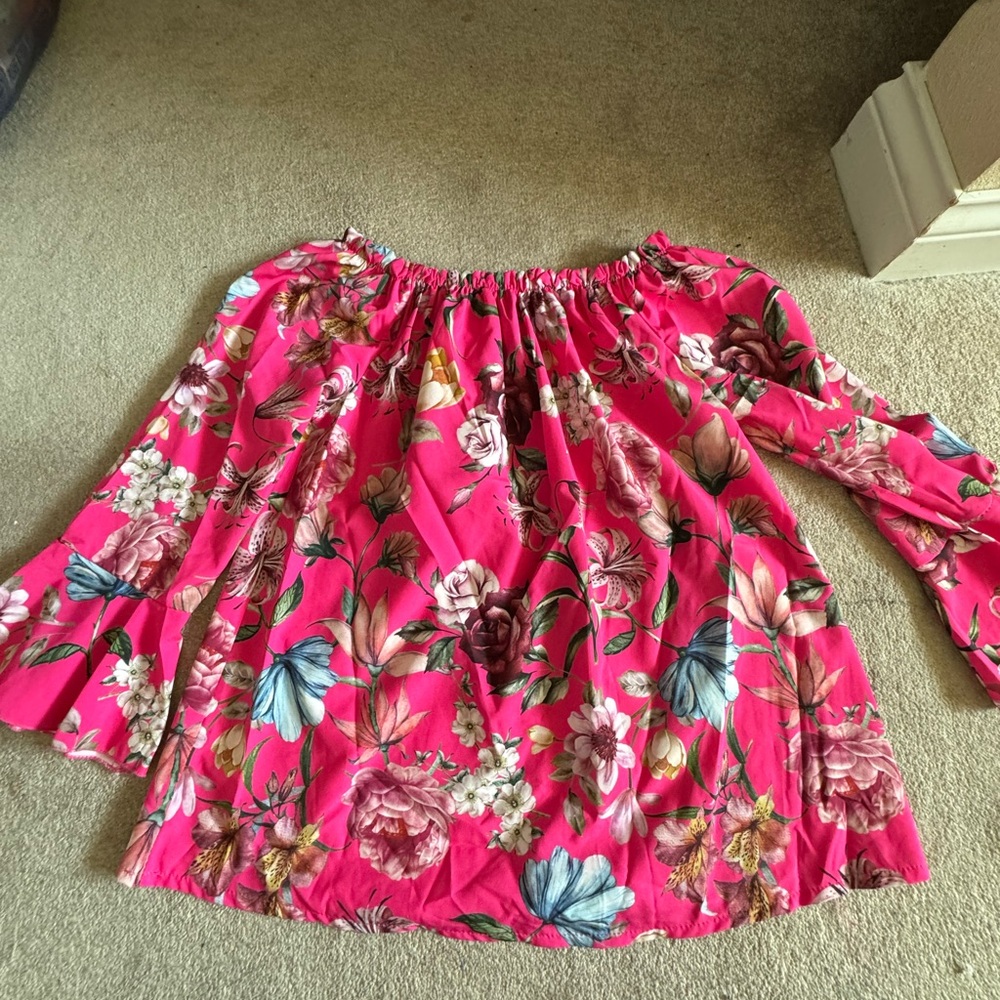 Floral Off-Shoulder Blouse